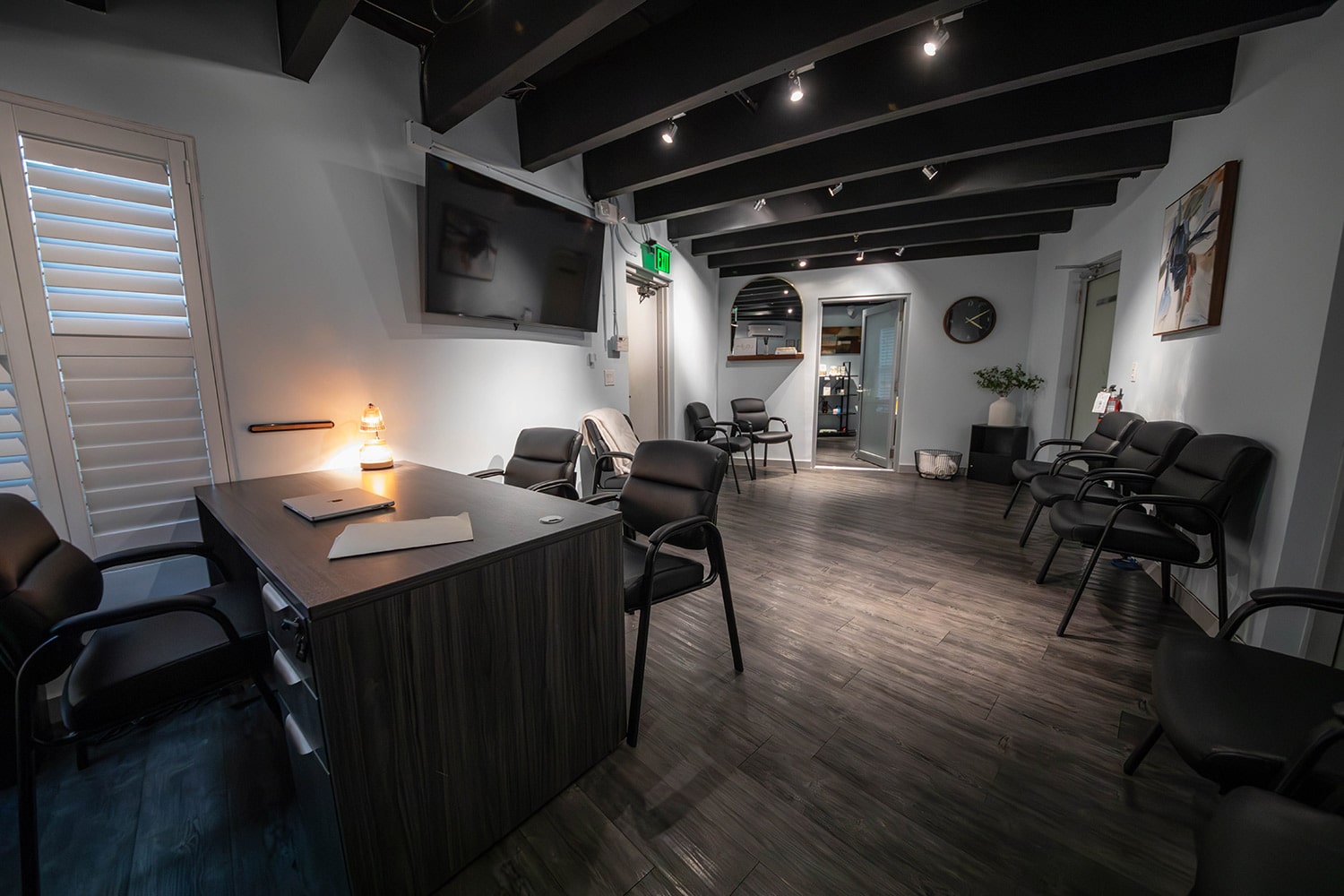 Lifeskills Delray Beach Outpatient and PHP - Group room